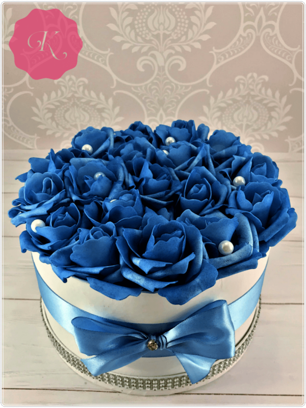 Kék rózsadoboz