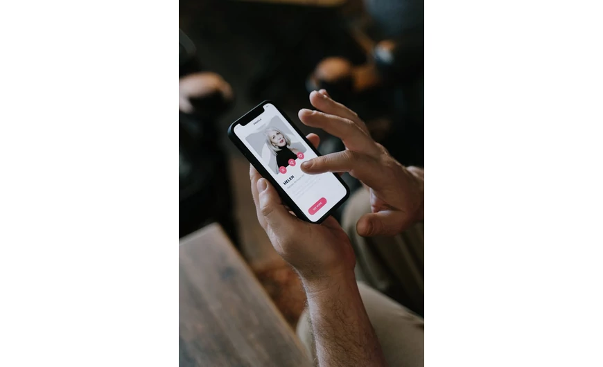 Online társkeresés? Tippek, buktatók és óvintézkedések egy helyen